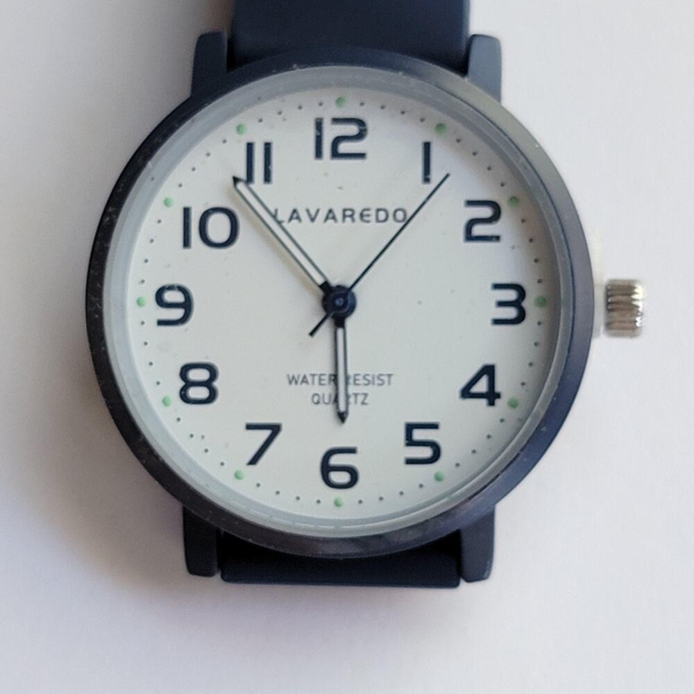 Lavaredo Mens Watch White Dial Black Case Silicone Quartz Water Resist 3ATM